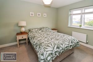 LAMBOURNE- click for photo gallery